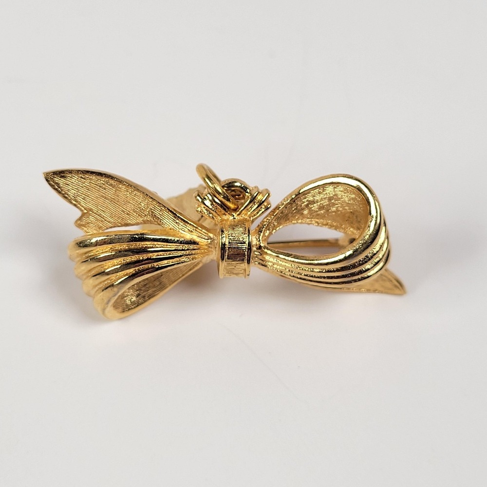 Vintage Corocraft Bow Shoe Dangle Brooch‎ Pin Gold Tone Rhinestone Jewelry